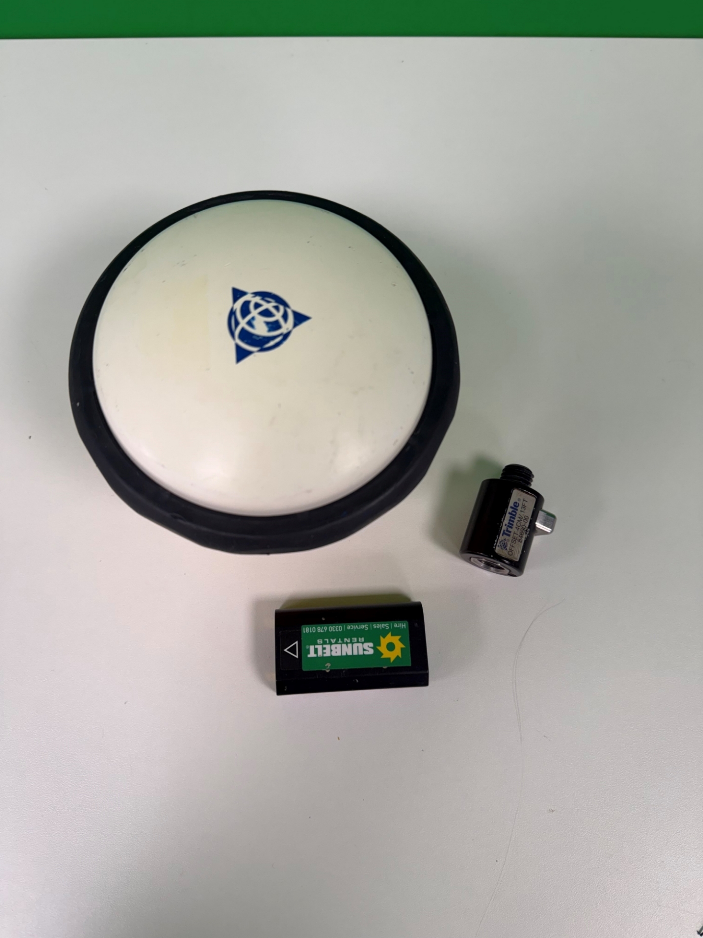 Picture of Ex Hire Fleet Trimble SPS985 Receiver Antenna Only 