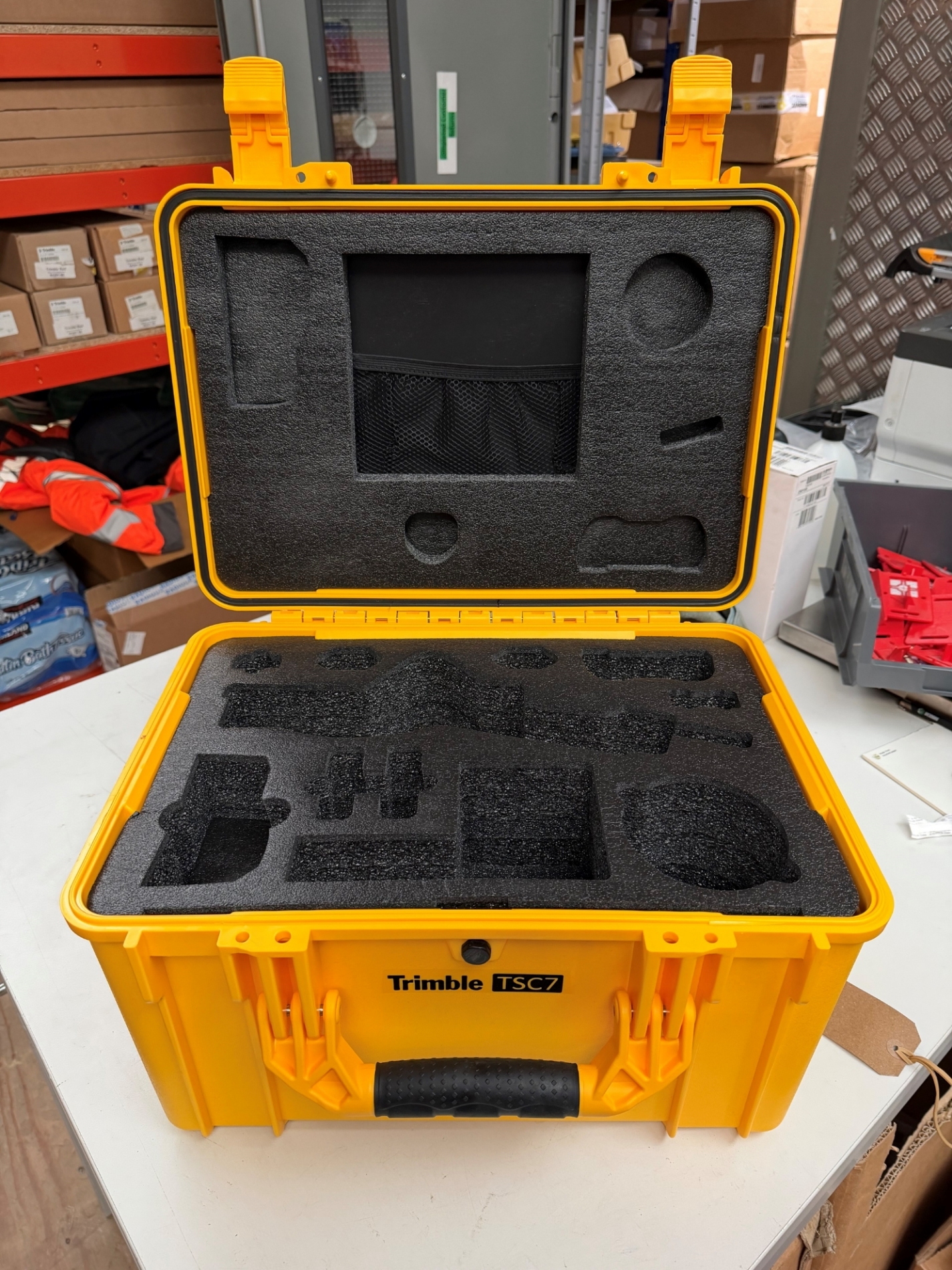 Picture of Trimble TSC7 Accessory Hard Case - 121360-01 