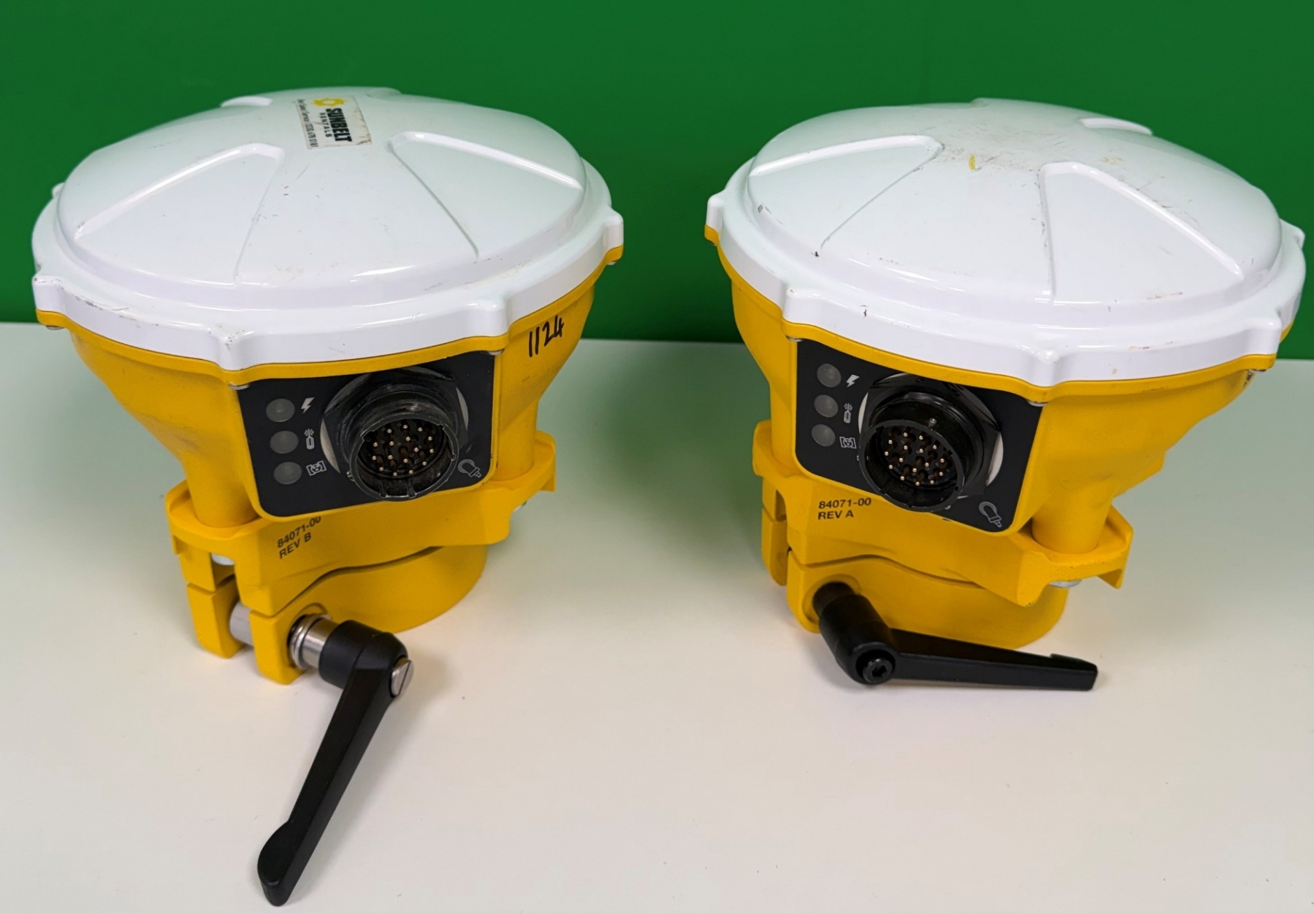 Picture of 2x Ex Hire Fleet Trimble MS975 Receivers 